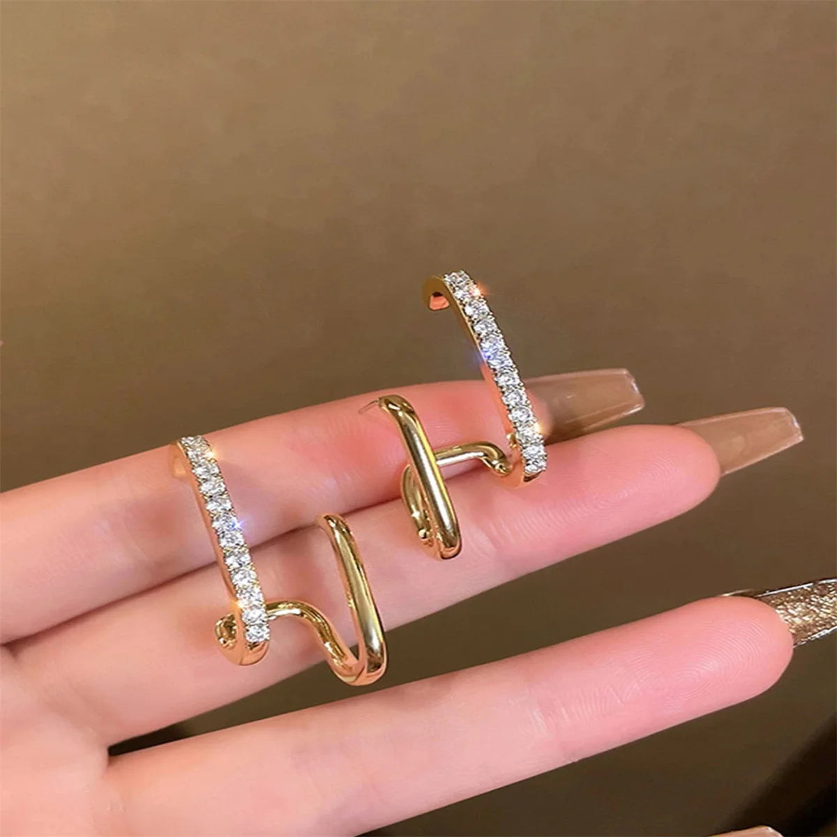 New Design Irregular U-Shaped Gold Color Earrings for Women Korean Luxury Crystal Earring Girl Wedding Party Jewelry Accessories